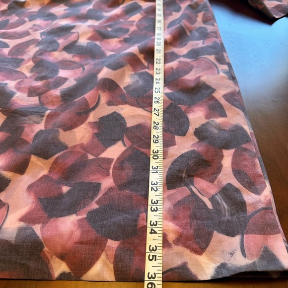 COS Multicolor Abstract Pattern Fabric - Picture 9 of 14